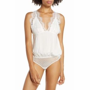 FREE PEOPLE white melrose lace bodysuit size small